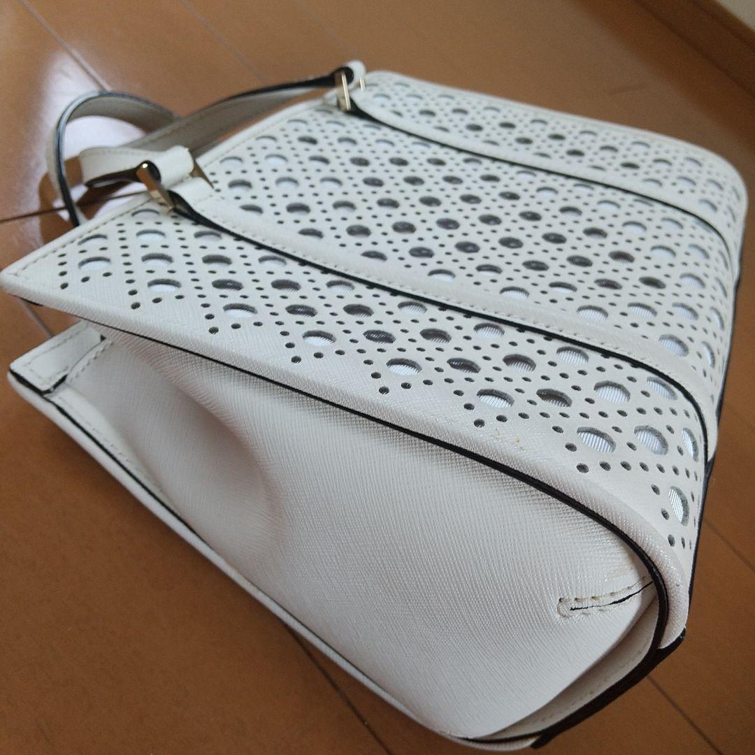 パンチングバッグ❣️【kate spade】ケイトスペード　 ホワイト カバン