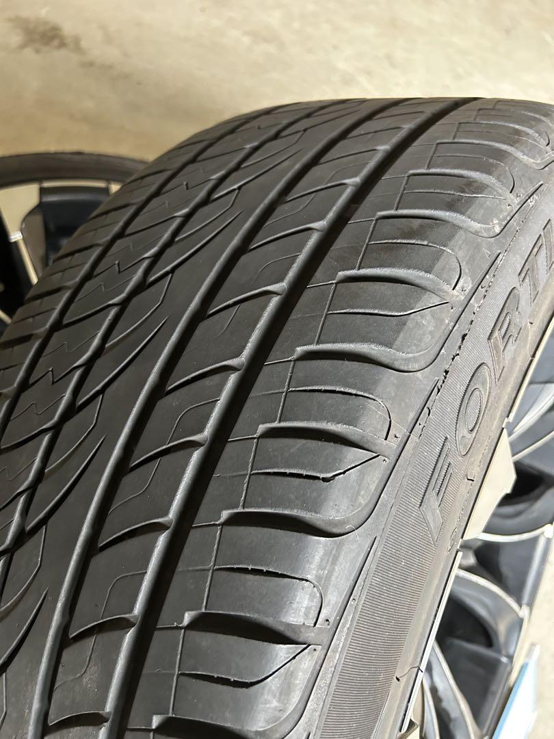 WALD JARRET 275/45R22 タイヤセット