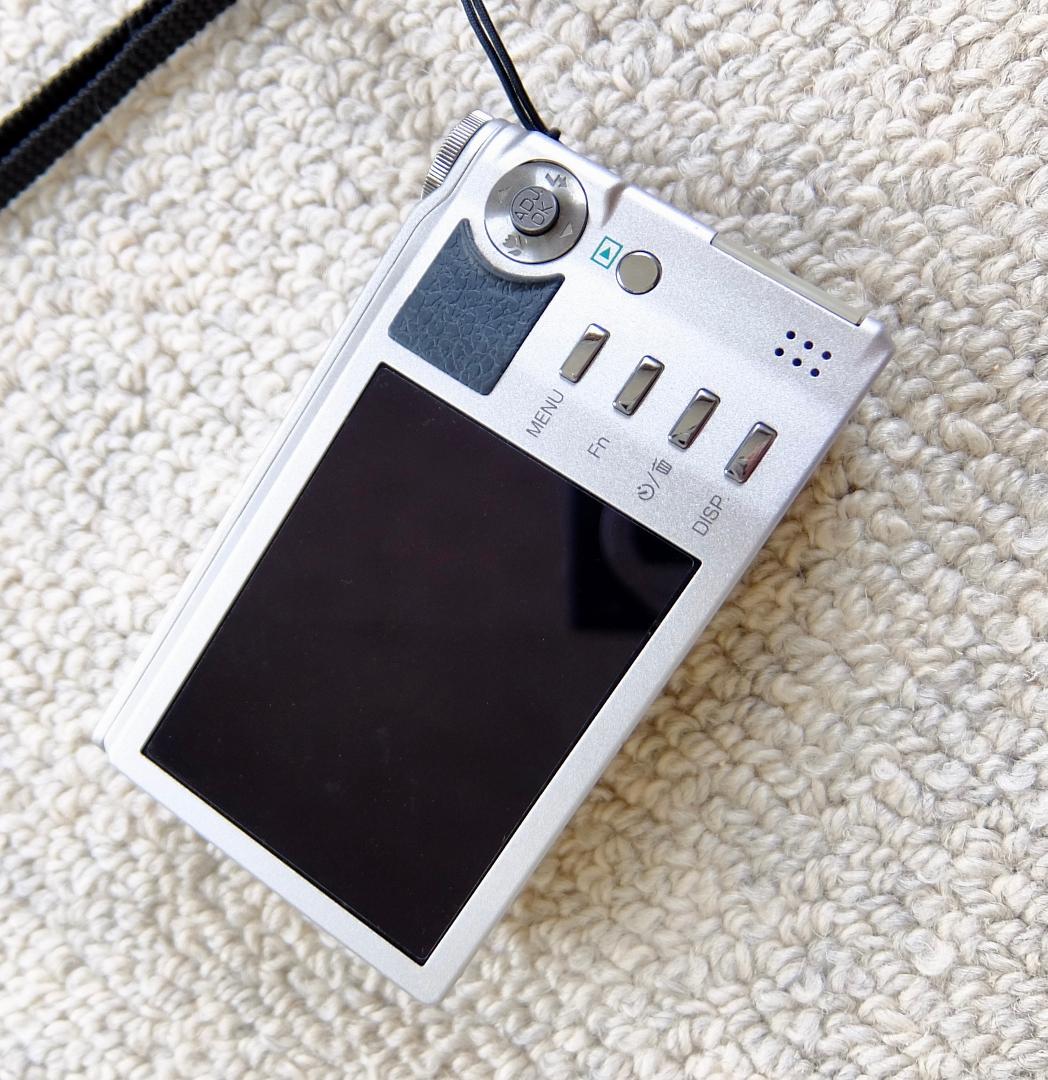 RICOH リコーCX1 コンパクトデジタルカメラ シルバー