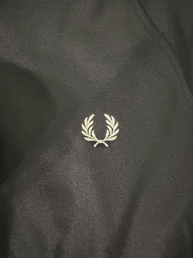 Fred Perry フレッドペリー トラックジャケット　ロゴ