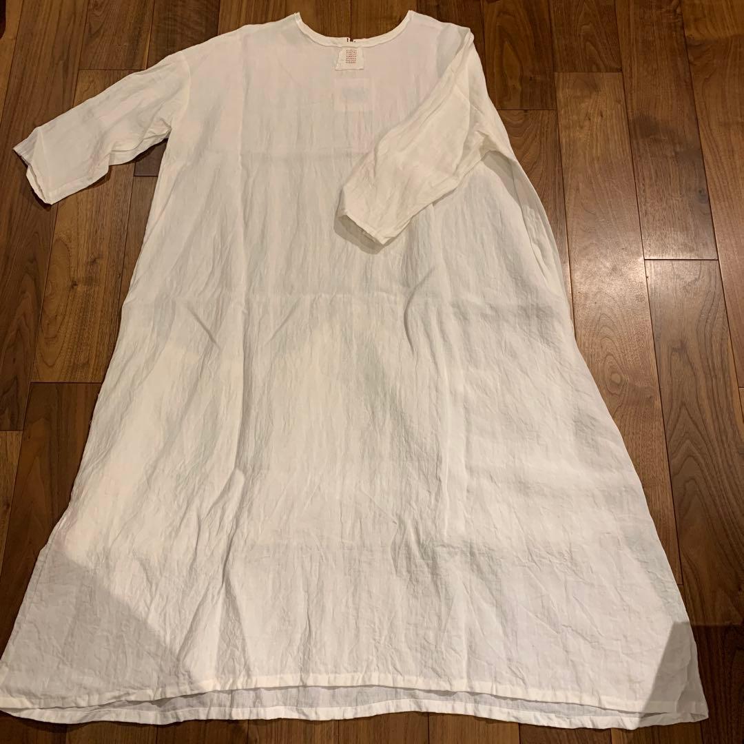 最終 trois...リネン 白 5部袖 ワンピース デカポケ 大人気作家 最終 trois...リネン 白 5部袖 ワンピース デカポケ 大人気作家