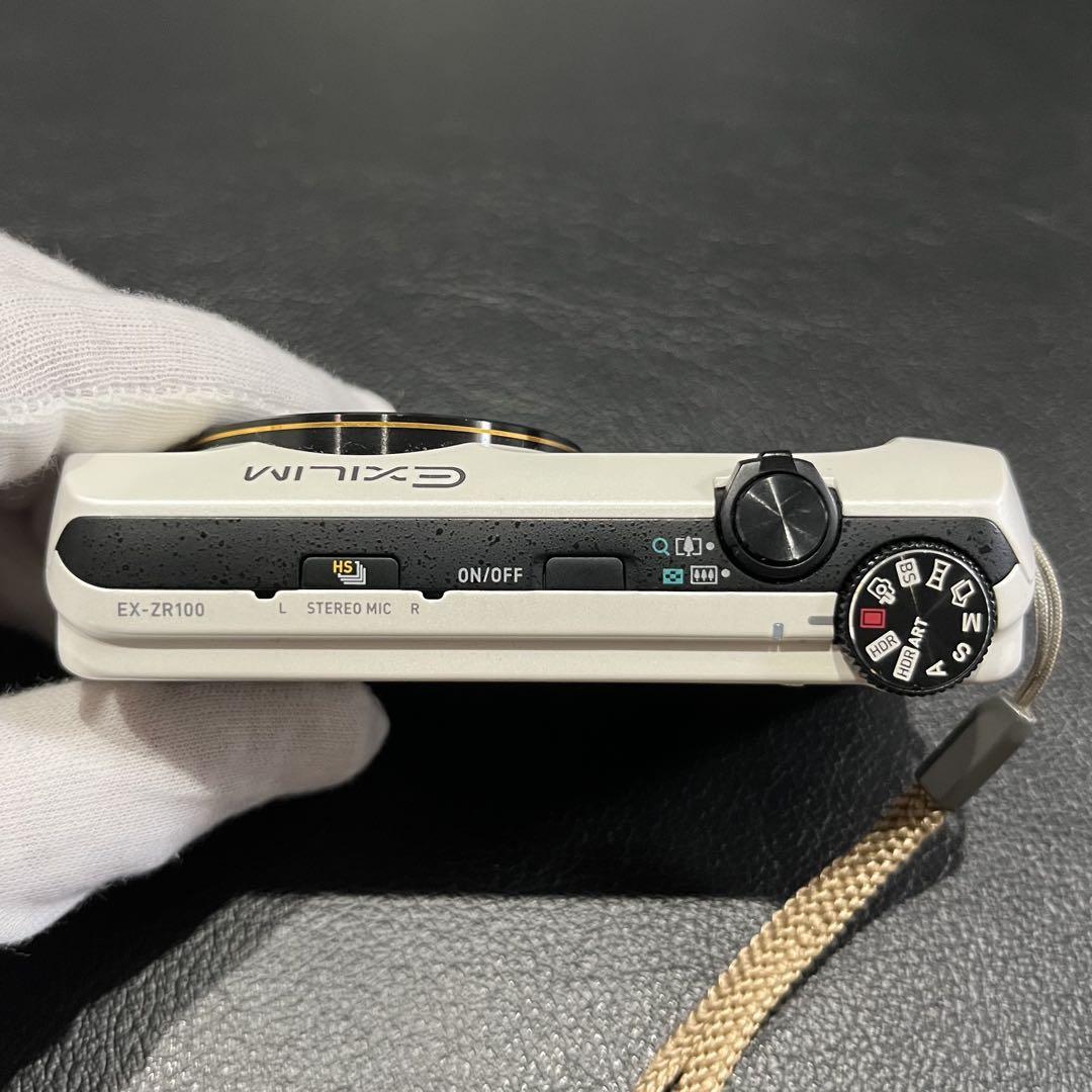 【美品】CASIO「EXILIM EX-ZR100」コンパクトデジタルカメラ