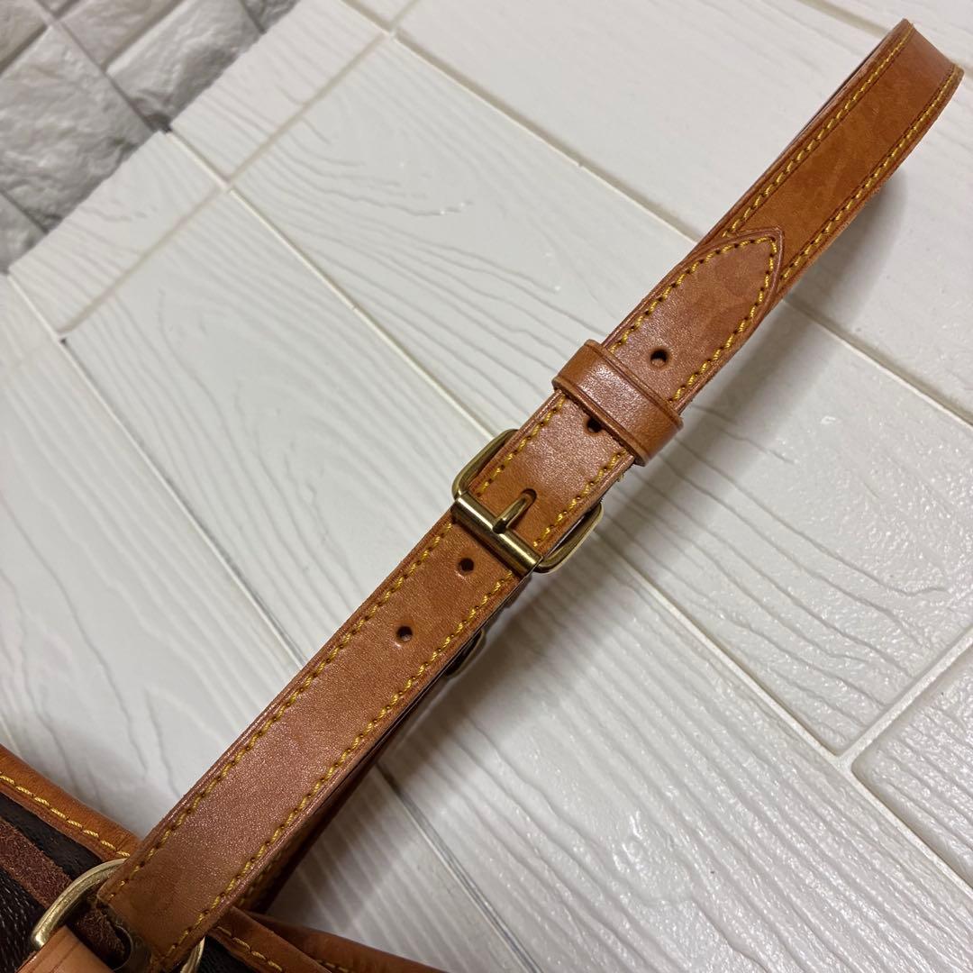 LOUIS VUIITON ルイヴィトン プチノエ 巾着型 ショルダーバッグ LOUIS VUIITON ルイヴィトン プチノエ 巾着型 ショルダーバッグ