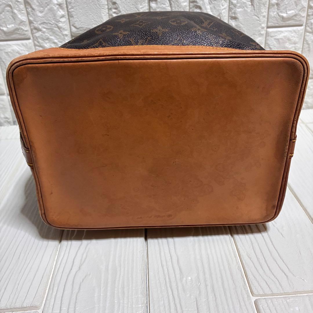 LOUIS VUIITON ルイヴィトン プチノエ 巾着型 ショルダーバッグ LOUIS VUIITON ルイヴィトン プチノエ 巾着型 ショルダーバッグ