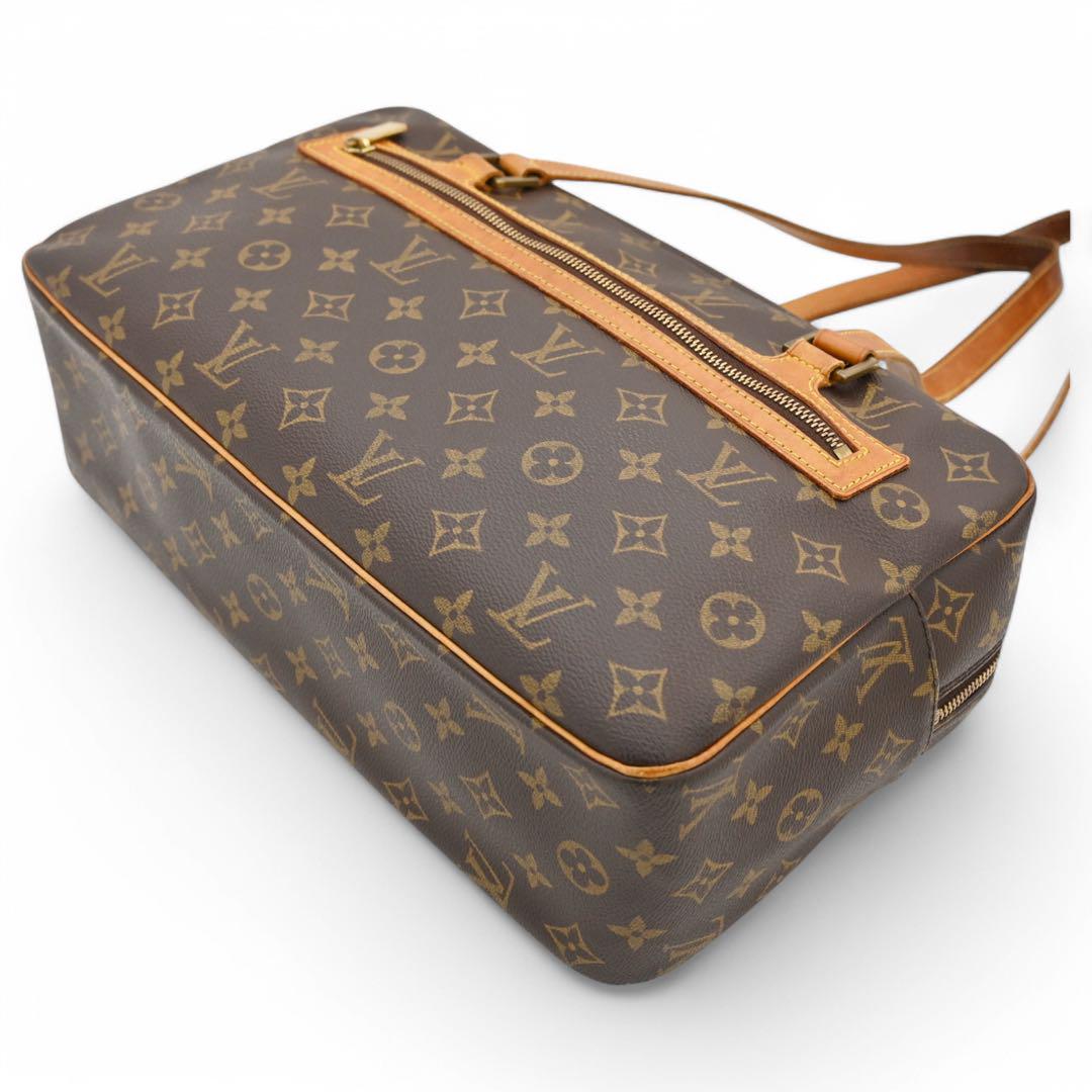 ルイヴィトン モノグラム シテGM ショルダーバッグ lv8842cd