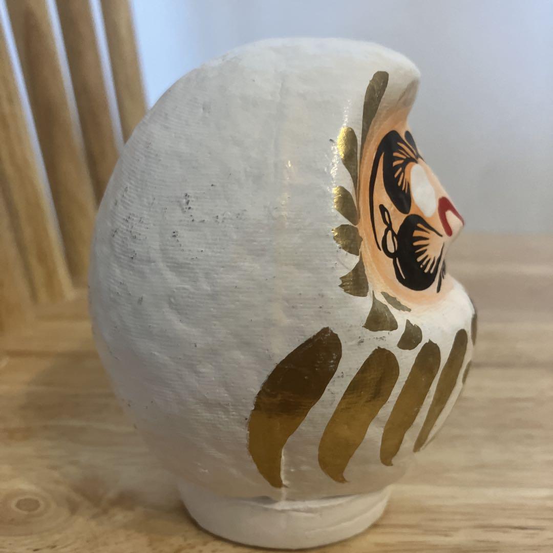 最安値に挑戦！ white doll Daruma 白金 達磨人形 gold メルカリ - 工芸品