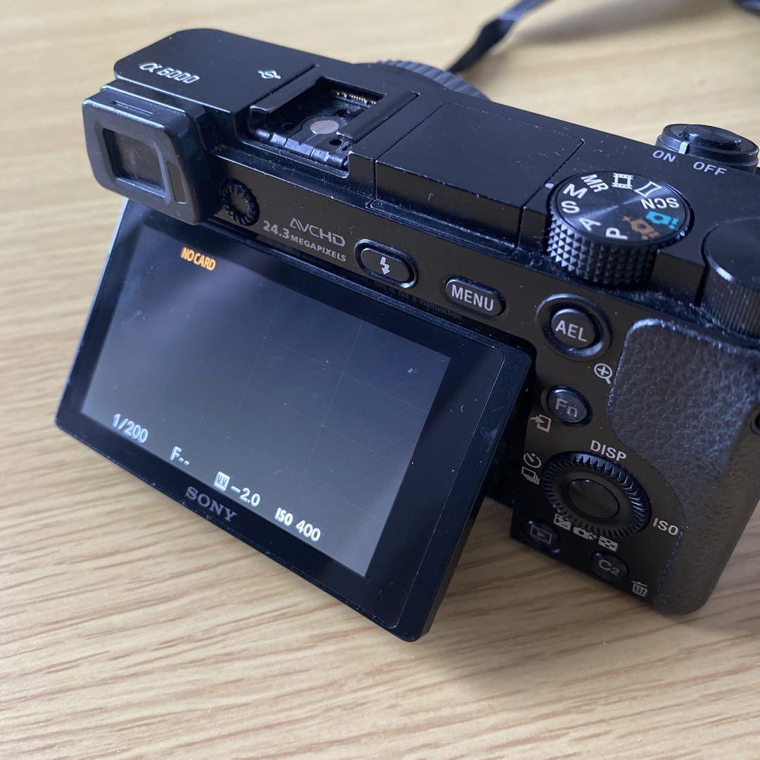 当日発送可能　SONY α6000 ミラーレスカメラ(バッテリーに劣化有)