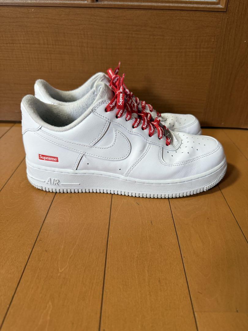Nike Air Force 1 Supreme ホワイト