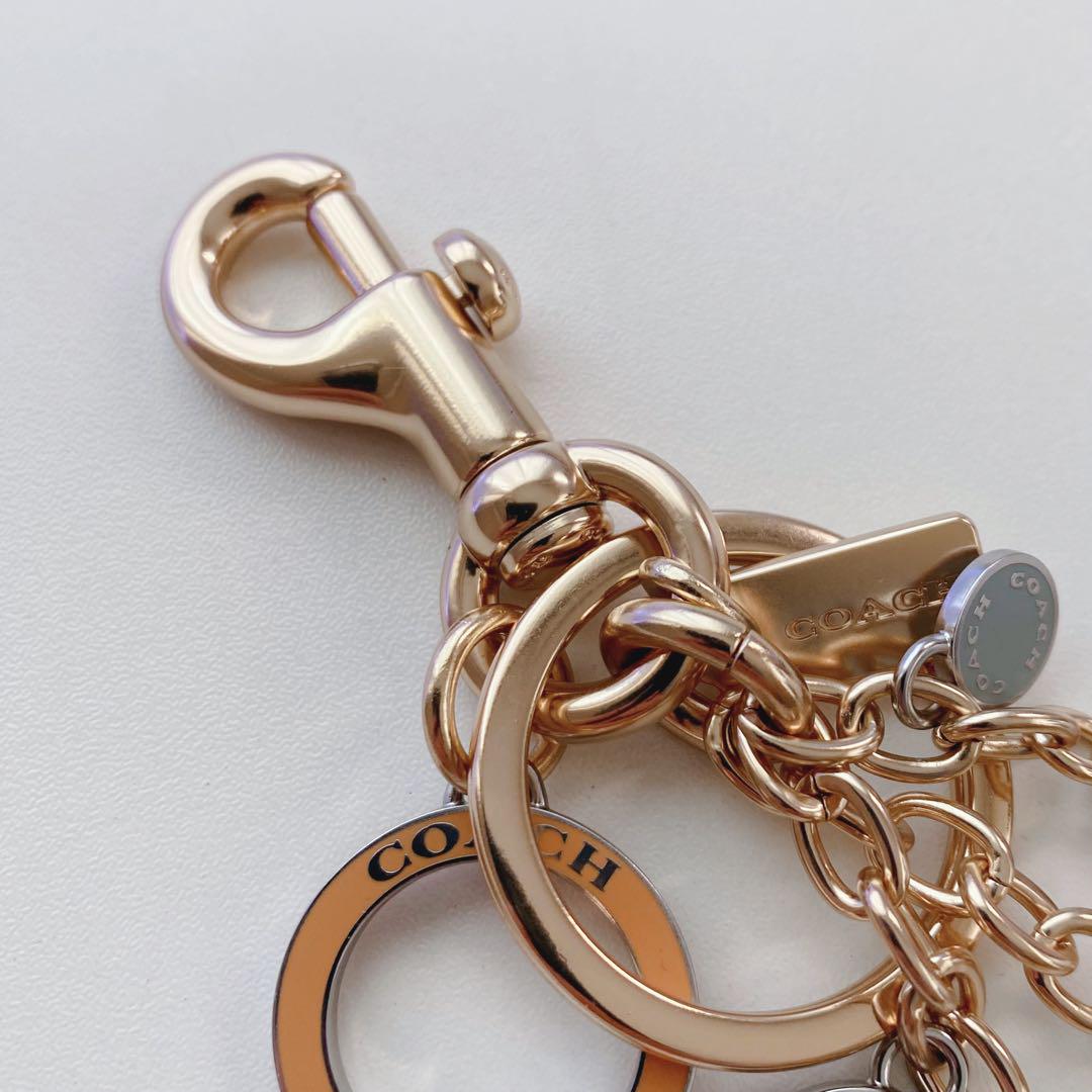 新品未使用】COACHコーチ☆バッグチャーム☆キーホルダー☆ロゴ