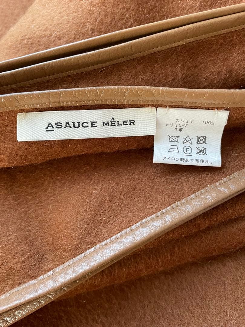 アソースメレ レザートリミングカシミヤストール アソースメレ レザートリミングカシミヤストール