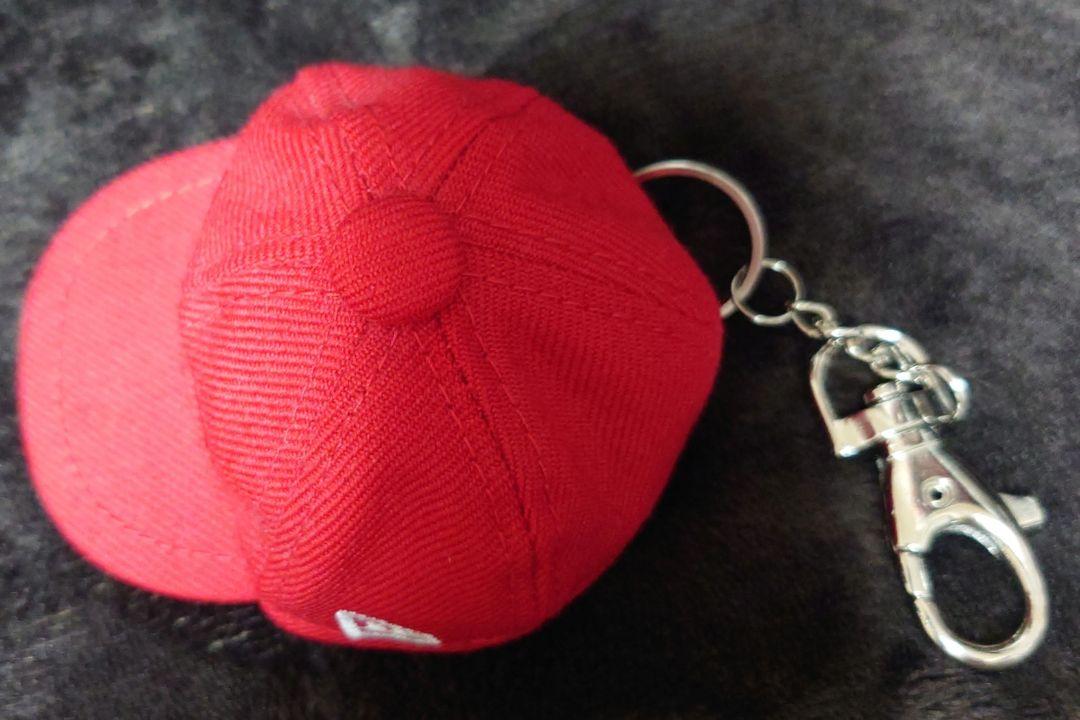 Supreme NEW ERA ボックスロゴ　キャップ　キーホルダー