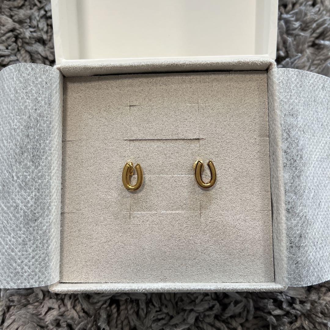 ★ete★ホースシュー ピアス★