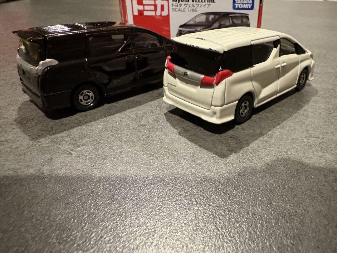 トミカ　トヨタ　ヴェルファイア・アルファード　4台まとめ売り ジャンクトミカ トヨタ アルファード新旧3台＋ヴェルファイア