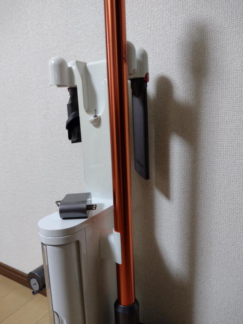 ダイソン★掃除機★V10★ＳV12★純正バッテリーの状態良好★スタンド付き★4