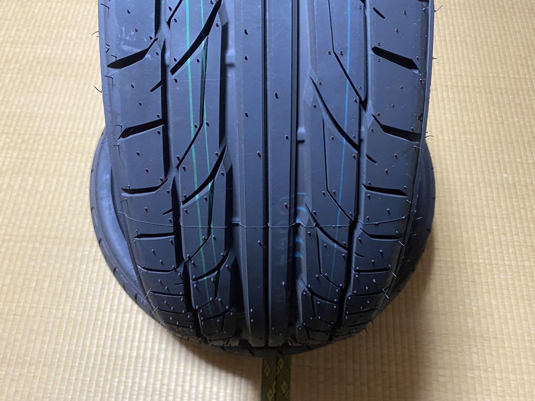 NITTO NT555 G2 215/35r19 バディ