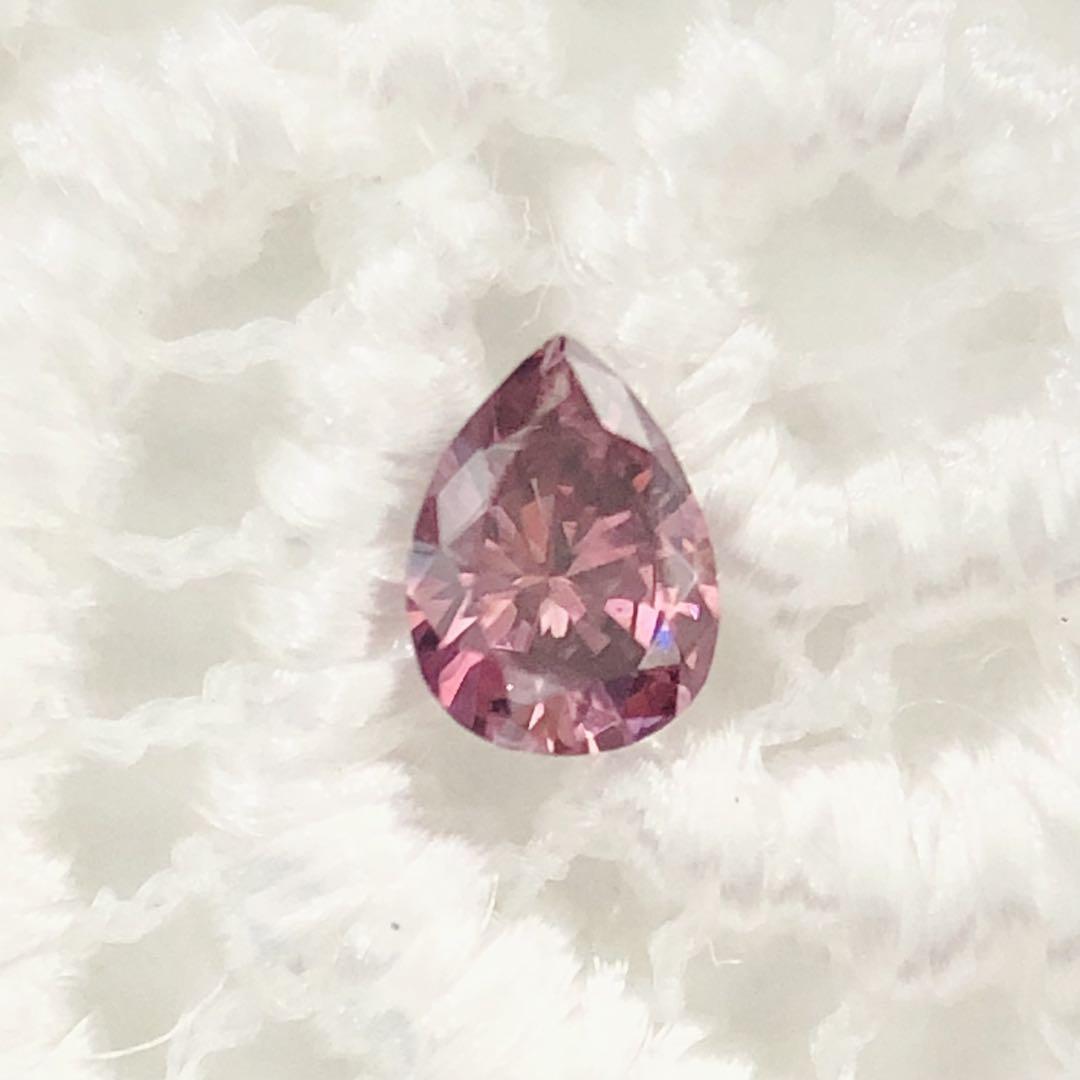 0.023ct Fancy Vivid Purplish Pink I-1