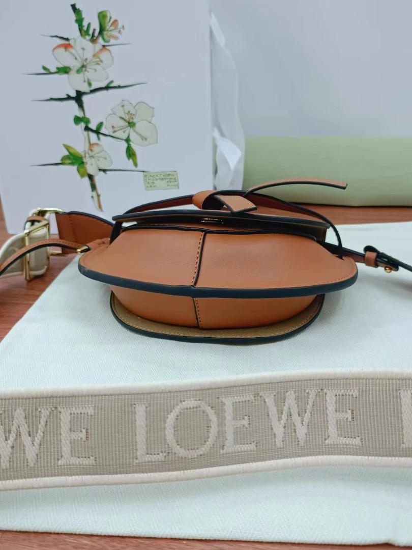 ロエベ LOEWE ショルダーバッグ ゲートデュアルバッグ ミニ タン 画像5