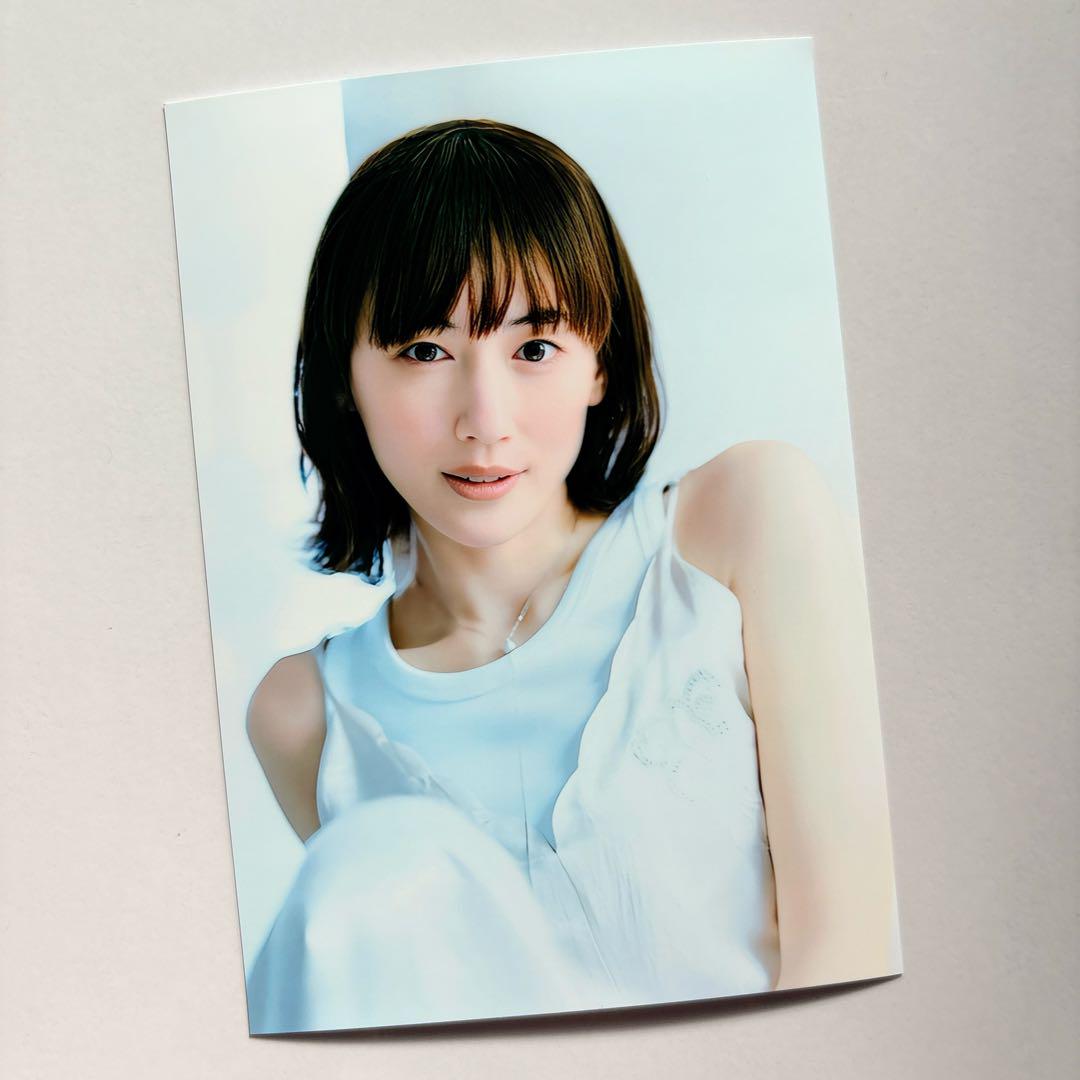 【12222円→7700円】綾瀬はるか 写真 102枚1枚当たり75円激安価格！ 綾瀬はるか 写真 Lサイズ AH730d - メルカリ