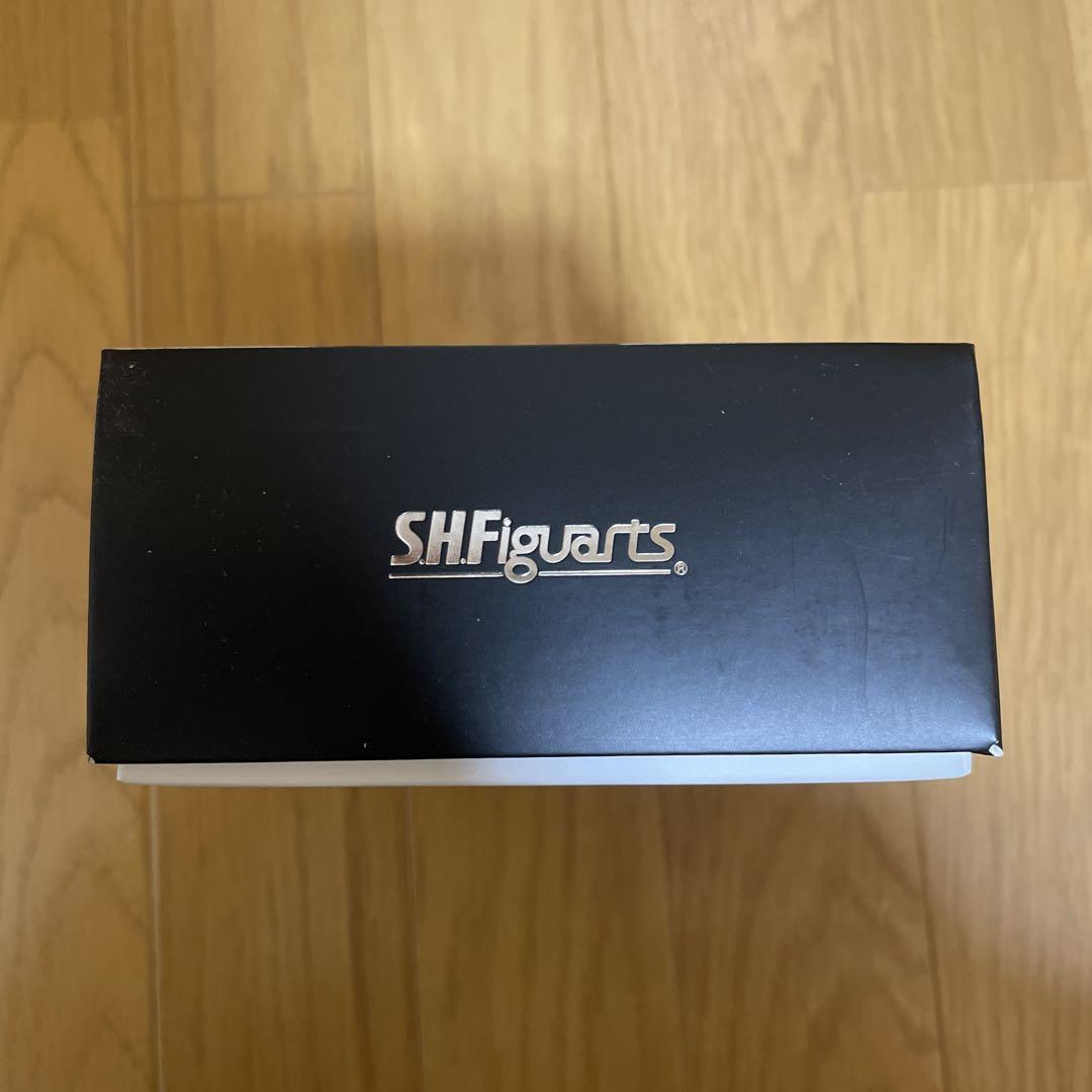 新品、未開封品　仮面ライダーV3　フィギュアーツ