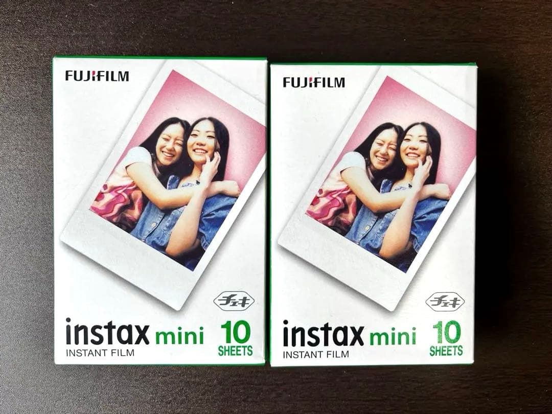 Fujifilm instax mini 12 本体 + フィルム20枚 Fujifilm instax mini 12 本体 + フィルム20枚