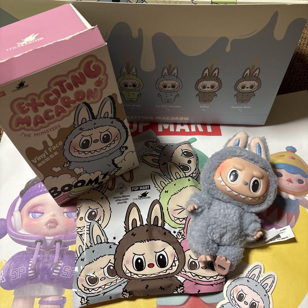 POP MART EXCITING MACARON ラブブ　正規品