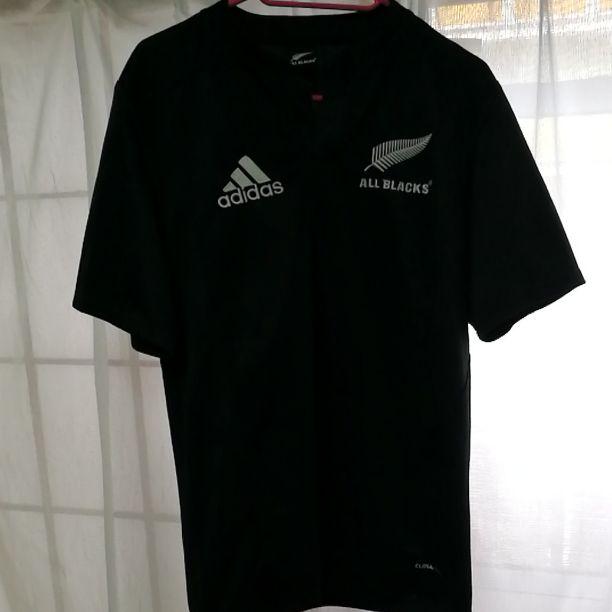 1500円 【期間限定お試し価格】 オールブラックスのTシャツ