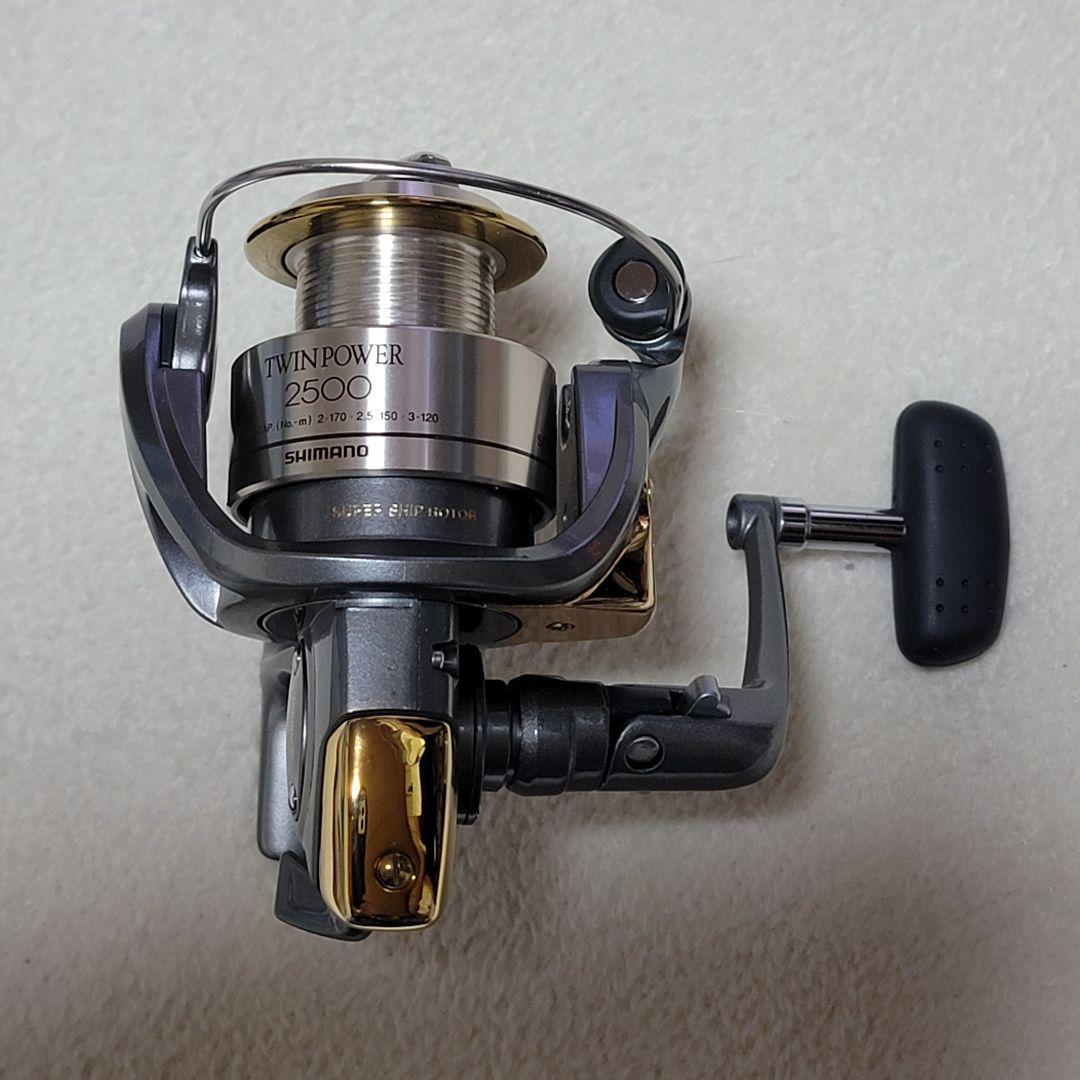 売れ筋商品 SHIMANO ツインパワー 2500美品 リール