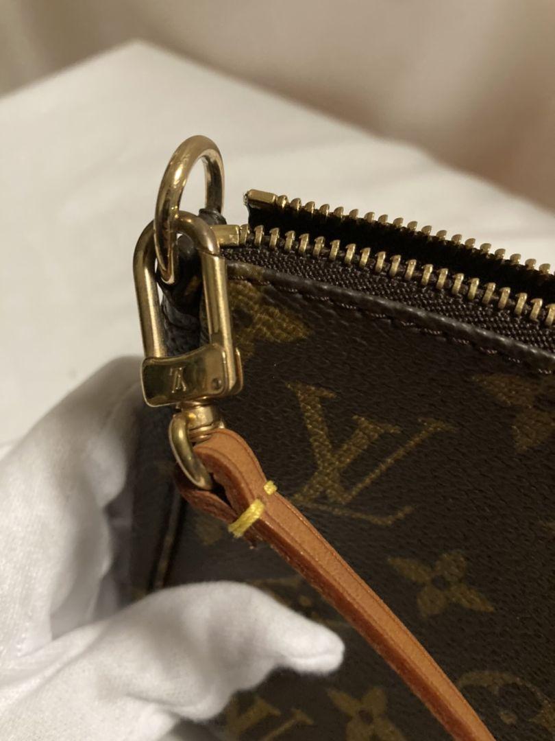 LOUIS VUITTON ルイヴィトン  アクセソワール　ポシェット　廃盤品