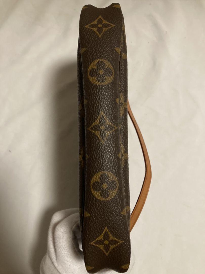 LOUIS VUITTON ルイヴィトン  アクセソワール　ポシェット　廃盤品