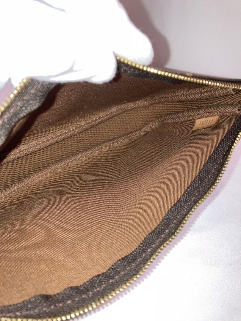 LOUIS VUITTON ルイヴィトン  アクセソワール　ポシェット　廃盤品