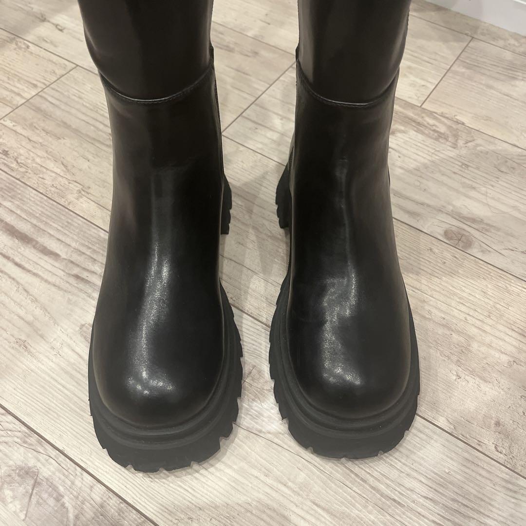 SALE⭐︎アメリヴィンテージ　黒ロングブーツ 厚底ソール⭐︎