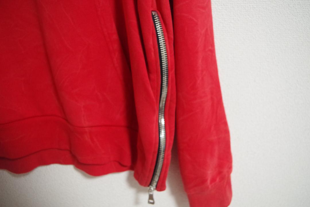 【美品】BALMAIN　バルマン　トレーナー　レッド　Mサイズ　ジッパー付き