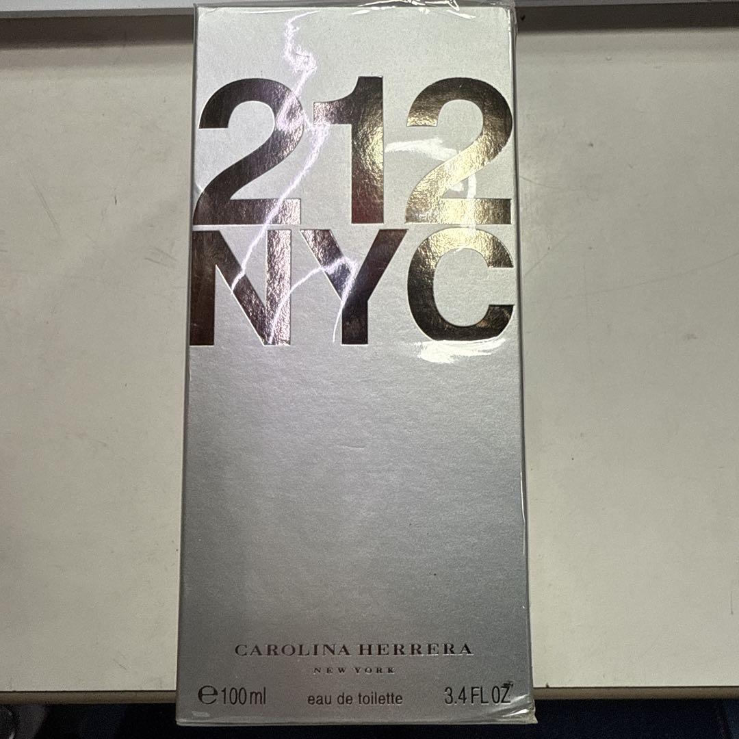 CAROLINA HERRERA 212 NYC 100ml キャロライナへレラ
