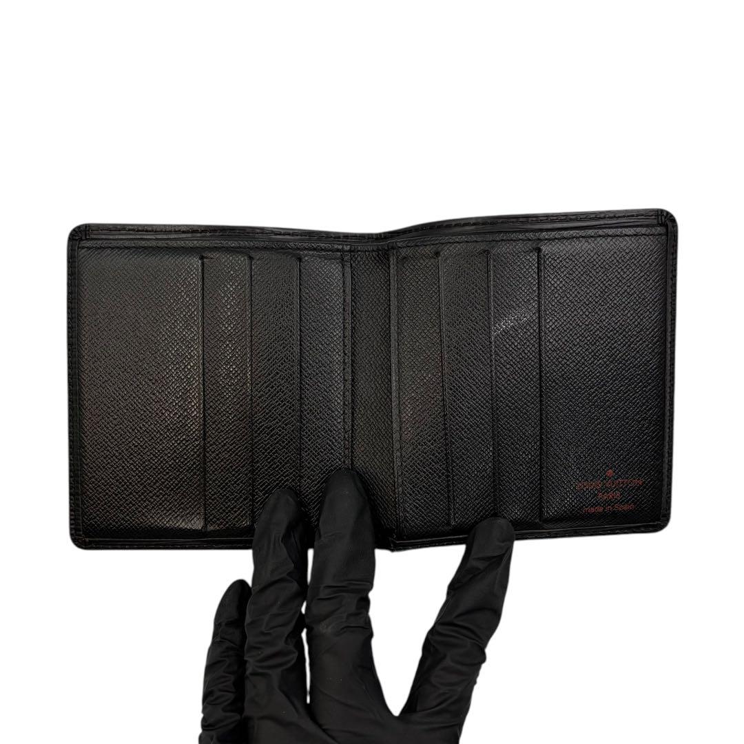 LOUIS VUITTON ルイヴィトン　二つ折り財布　レザー　ブラックI062