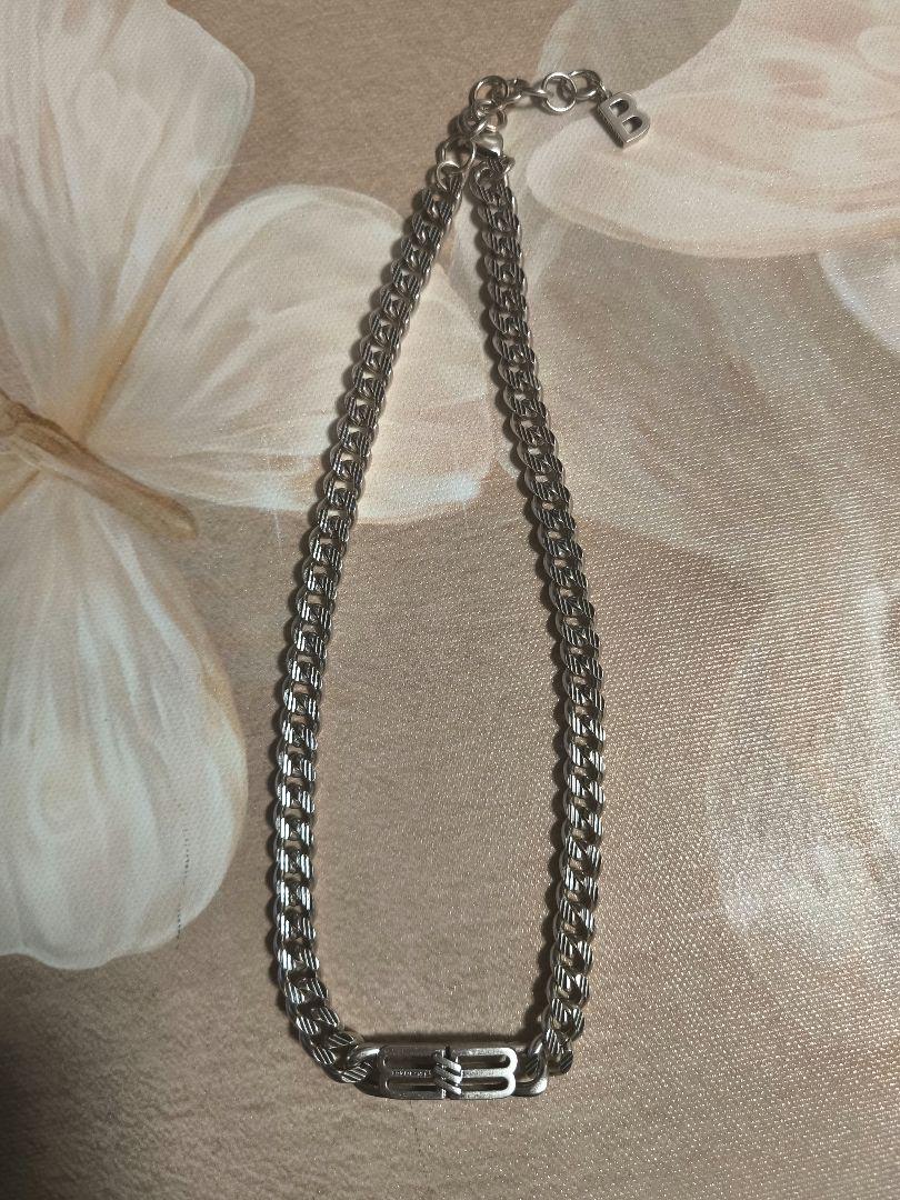新品 Balenciaga ネックレスアクセサリー