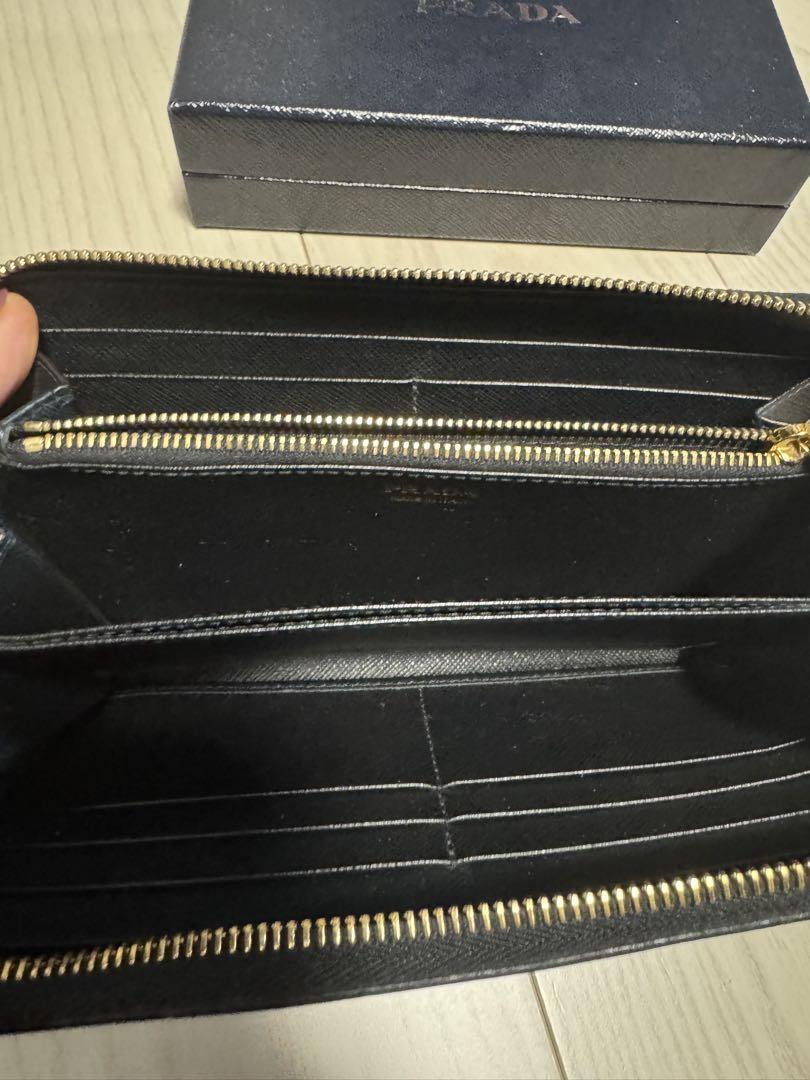 PRADA サフィアーノ　メタルロゴ　ブラッレザー 長財布