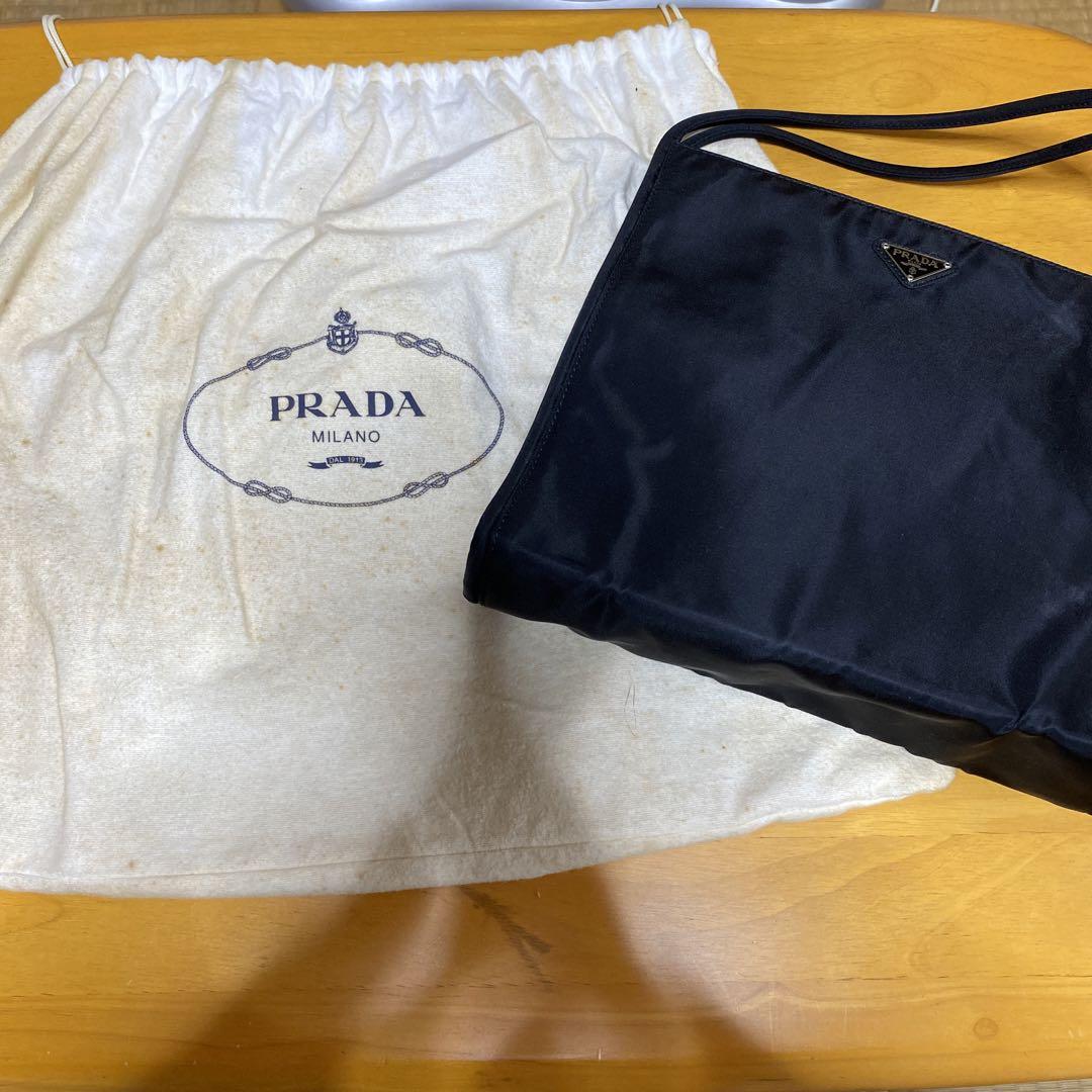 PRADA プラダ　ナイロン性　がま口バッグ