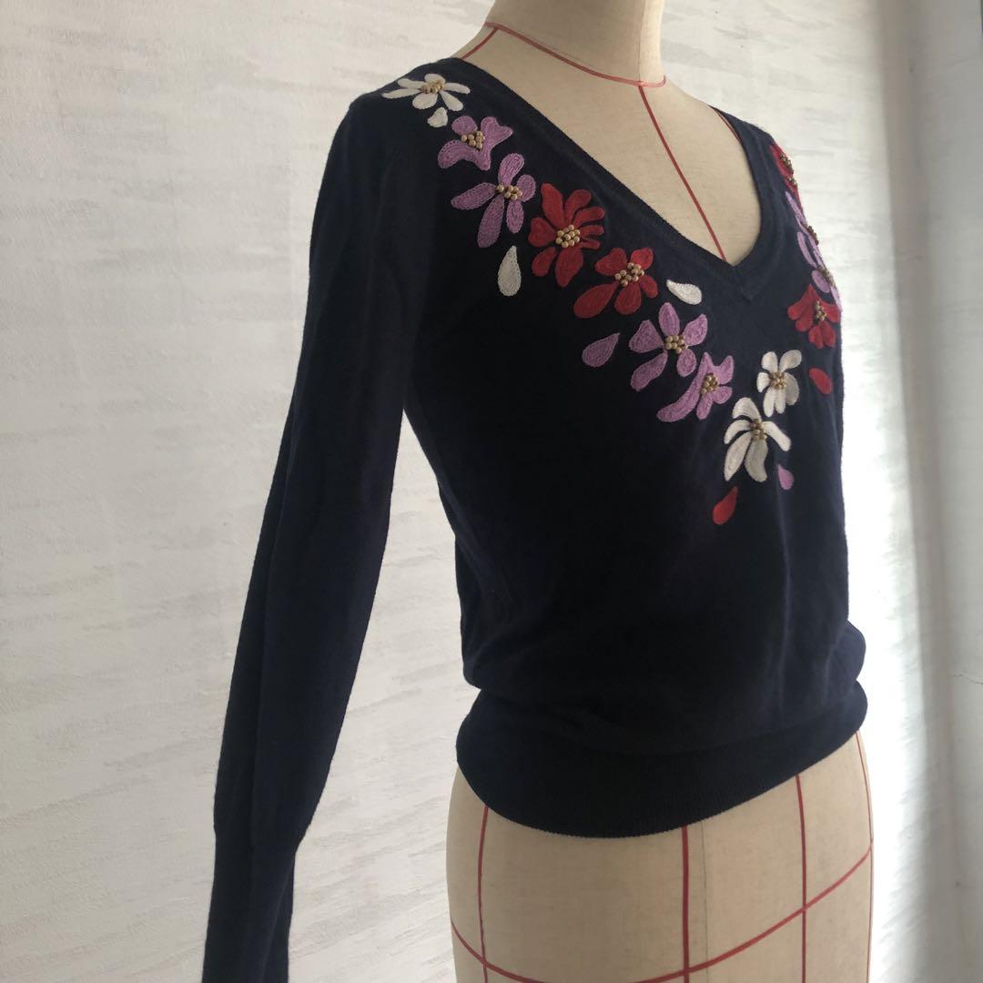 【希少】手刺繍の横顔美人に魅せてくれる魔法の良質素材ニット