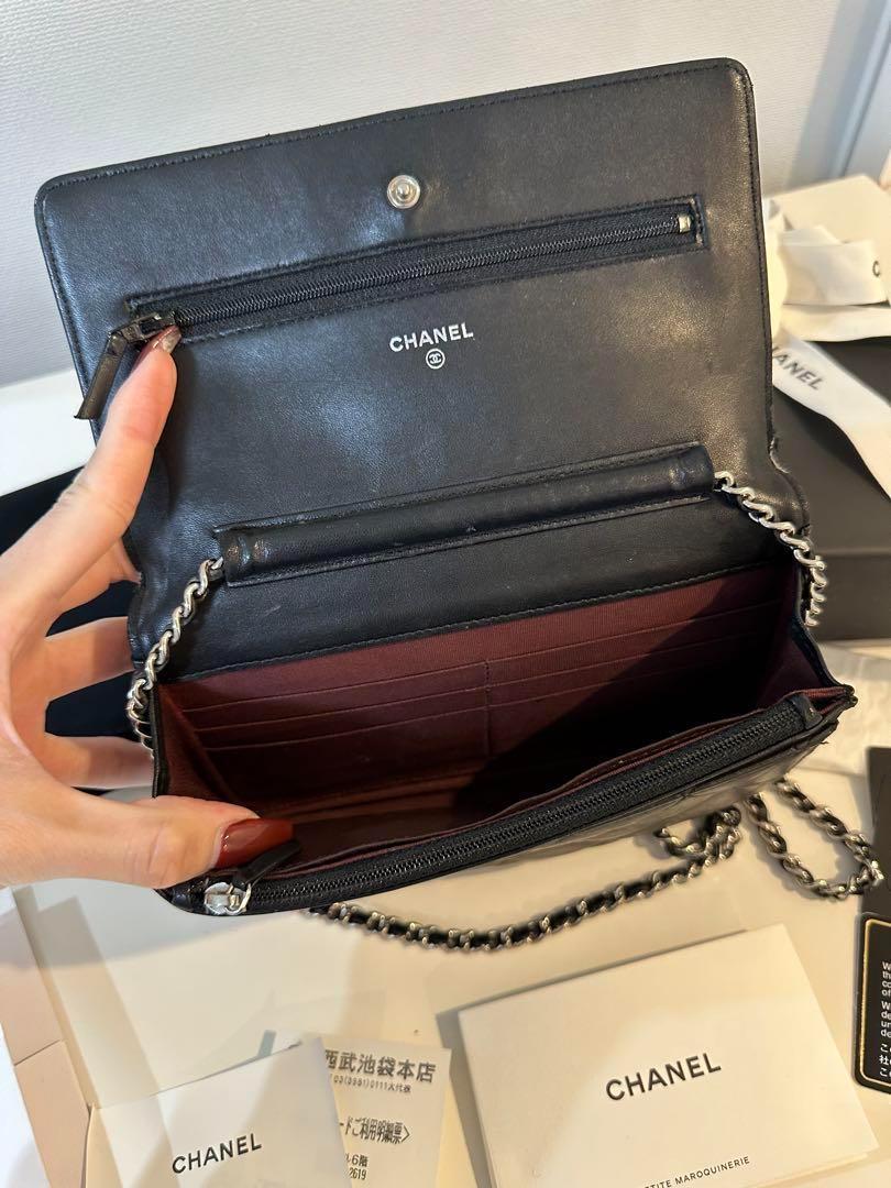 CHANEL ブラック キルティングショルダーバッグ