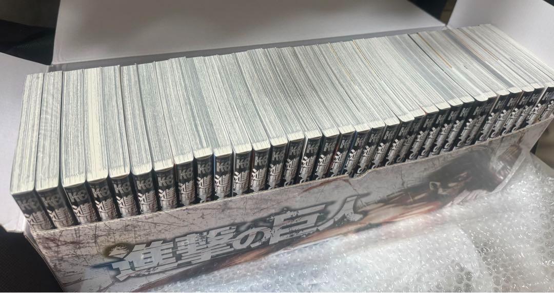 進撃の巨人 全34巻セット ※オリジナル収納BOX付き T25032701