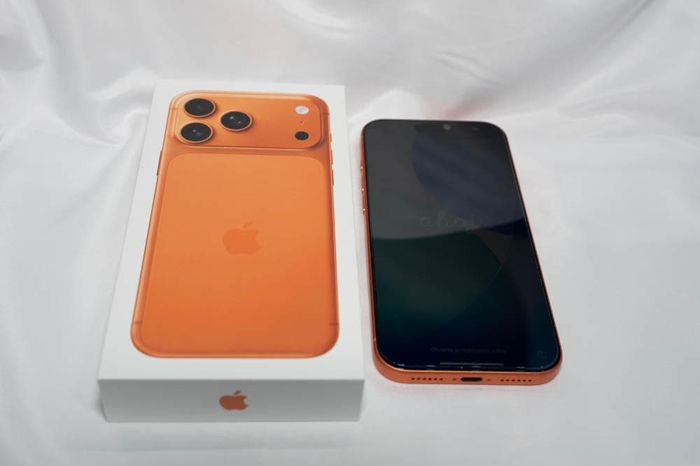 iPhone 17 Pro Max コズミックオレンジ 512G