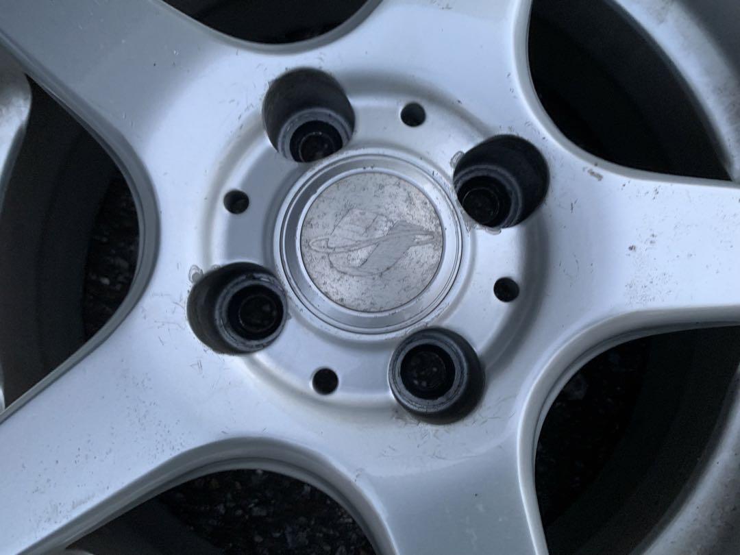 バリ山スタッドレス165/70R14アクアヴィッツフィットノートキューブデミオ