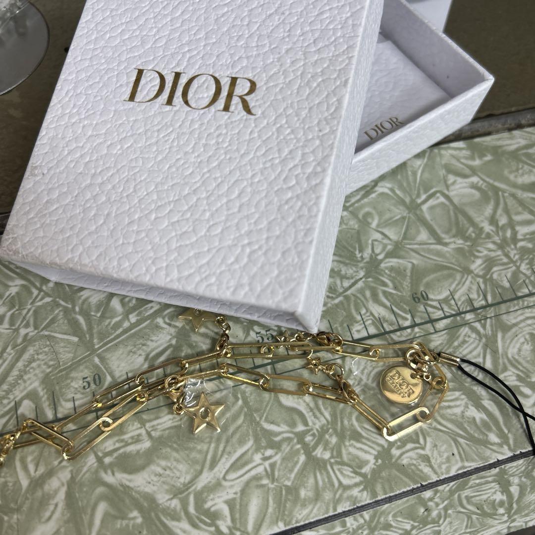 Dior ロゴモチーフ ブレスレット