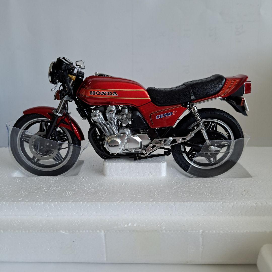 オートアートバリバリ伝説 ホンダ CB750F HONDA  ヘルメット付き