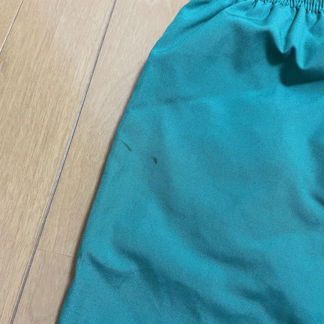 Short グリーン