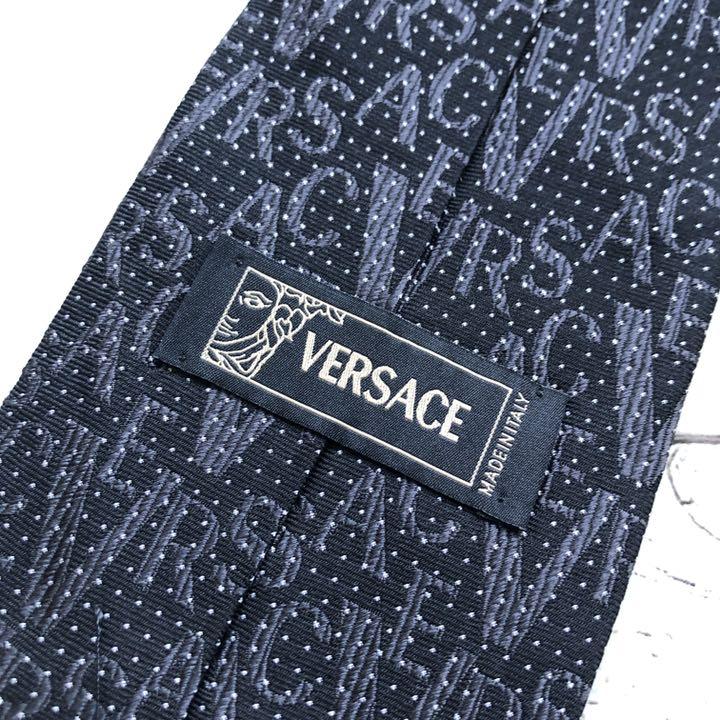2022定番 極美品 VERSACE ヴェルサーチ 希少 総ロゴ イタリア製 ネクタイ m0n6w-m29895062611 SALE人気SALE