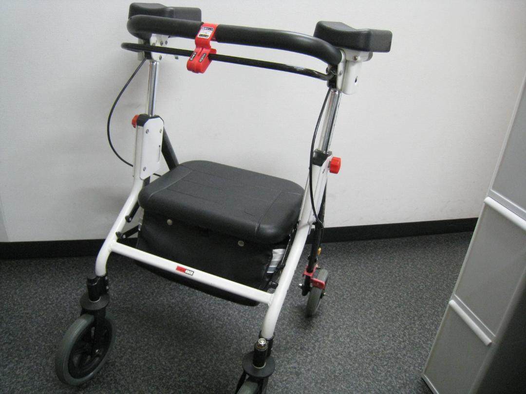 ユーバ産業 アームフィット 屋内外兼用　歩行器 歩行車
