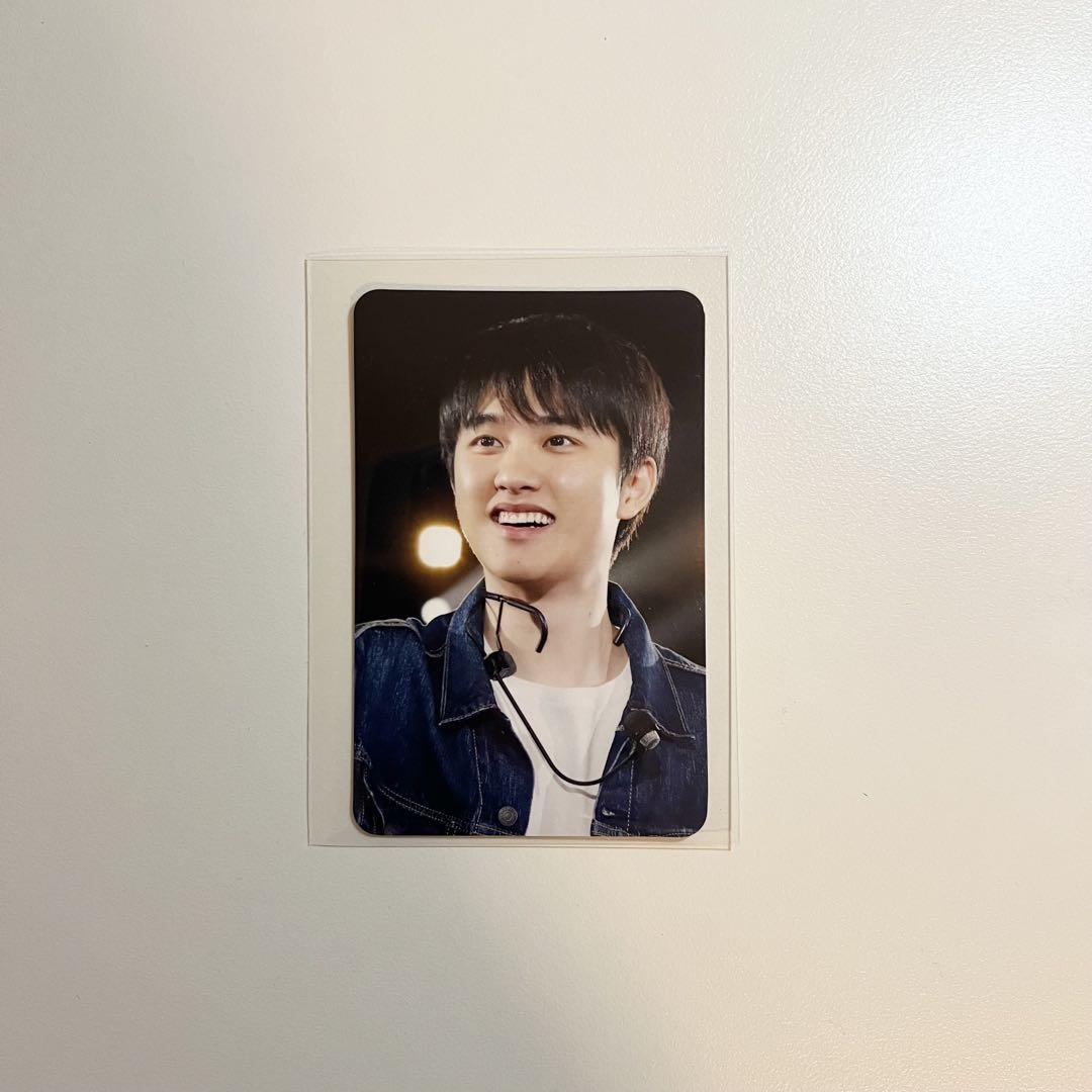 EXO - EXO UNIVERSE　トレカ　ギョンス Amazon.co.jp: EXO universe ギョンス坊主トレカ : おもちゃ