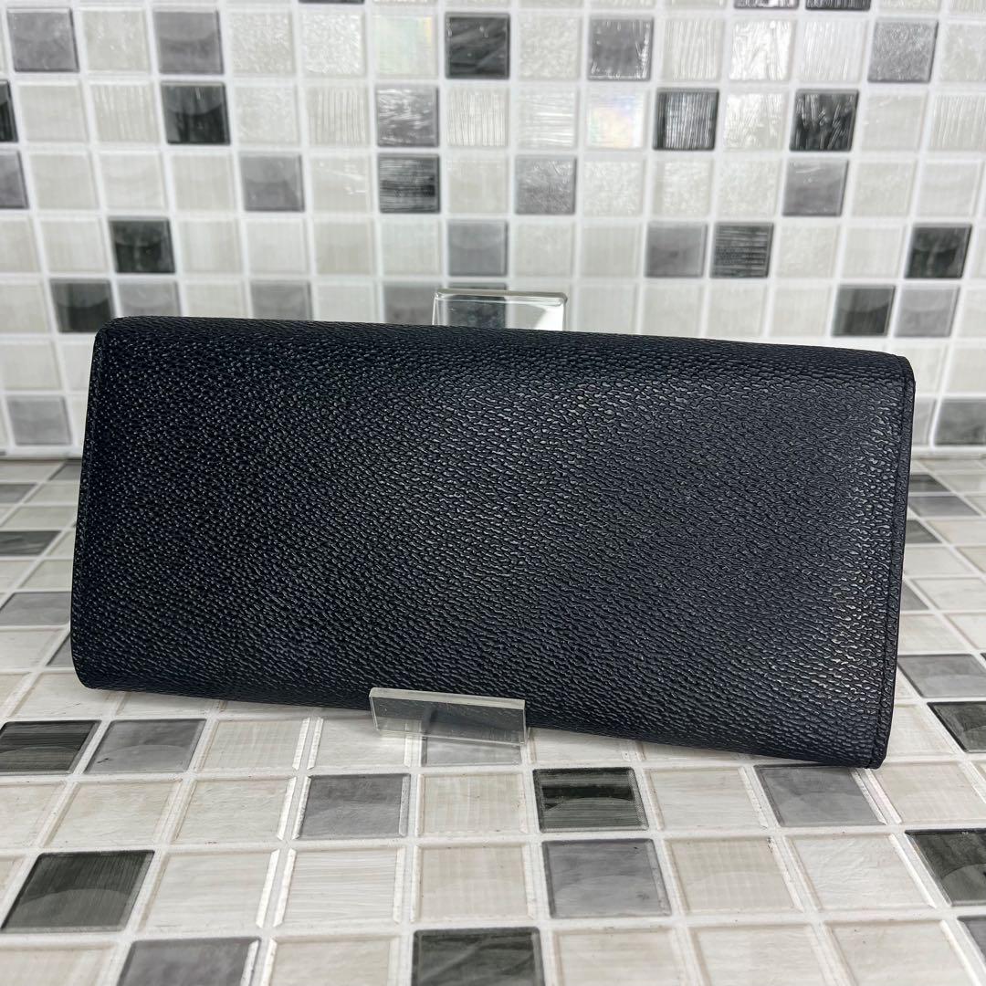 x35 ヴィヴィアンウエストウッド 長財布