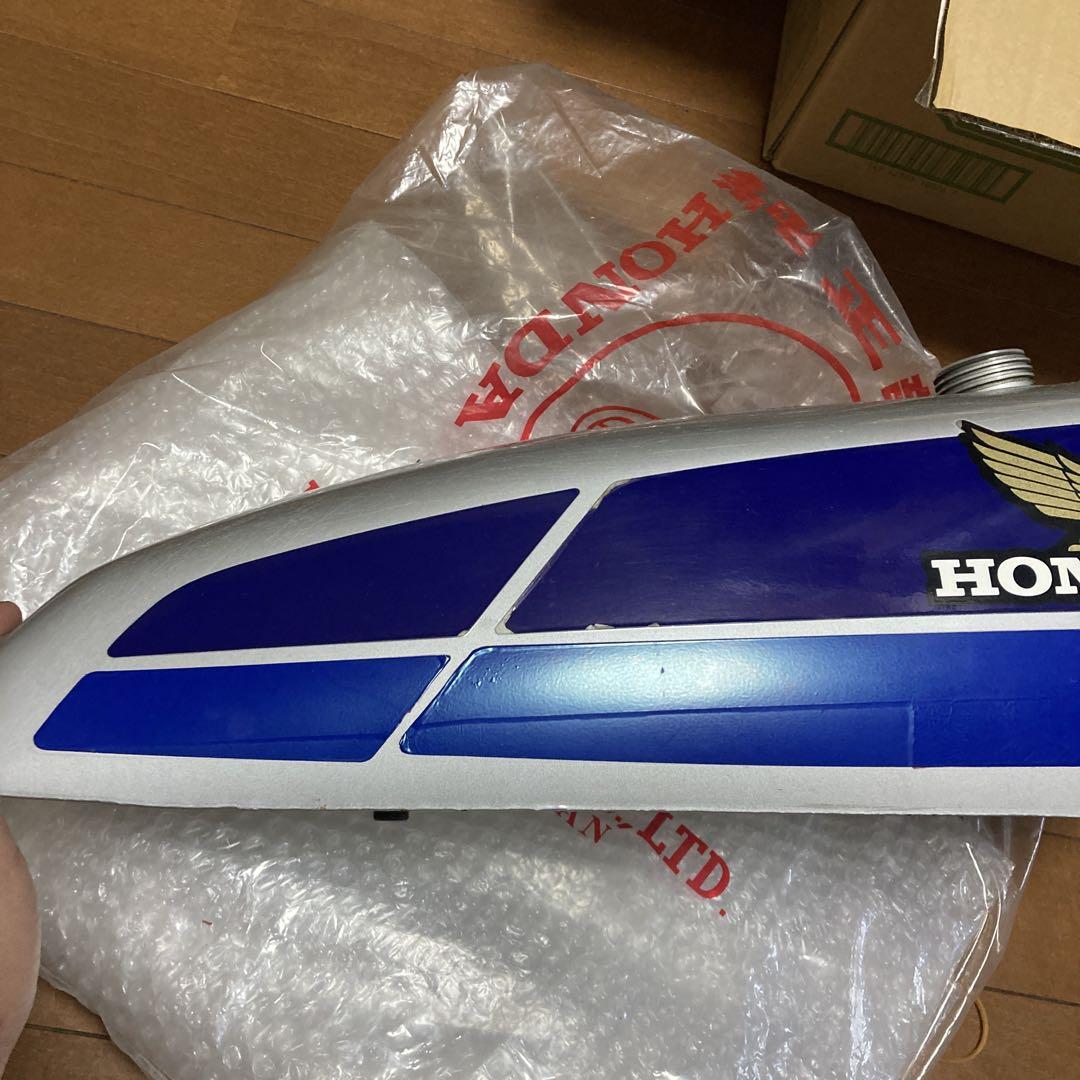 ホンダ TL125Sイーハトーブ タンク 銀/青 純正 中古 バイク 部品